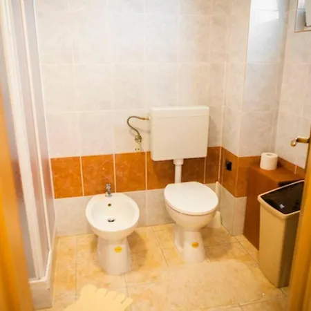 公寓 Charming 2-Bed Apartment In Necujam